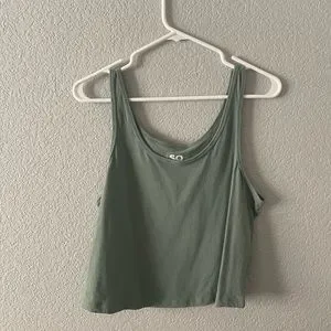 Kohl’s SO Juniors Olive Green Cropped Scoop Neck Tank Top